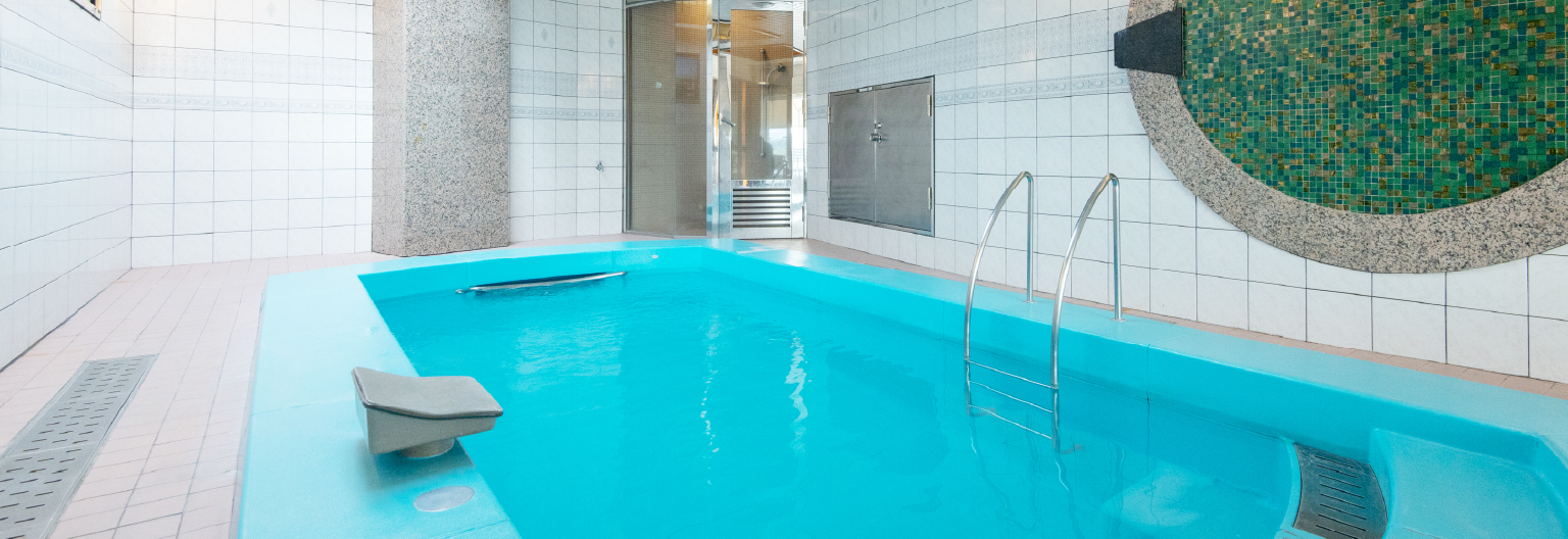 Indoor swimming pool