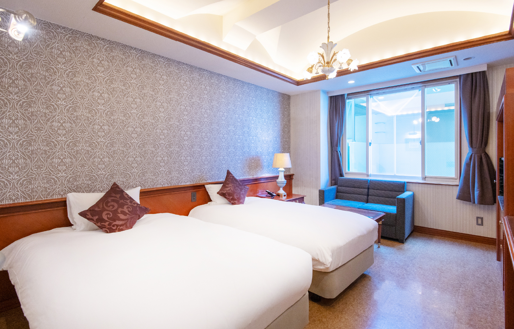 Standard twin room