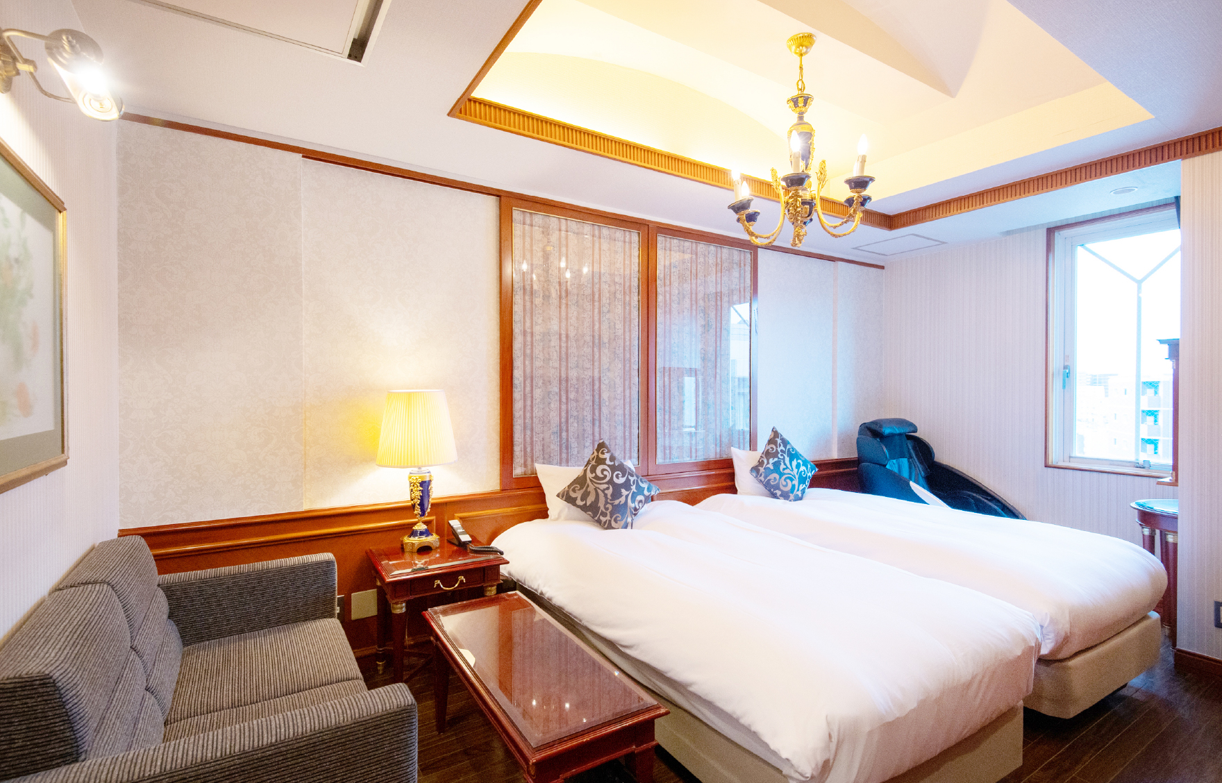 Standard twin room
