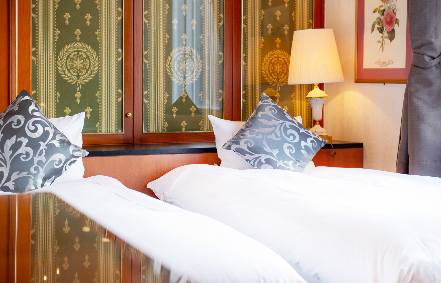 Hollywood twin room