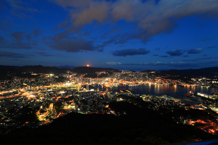 長崎の1,000万ドルの夜景